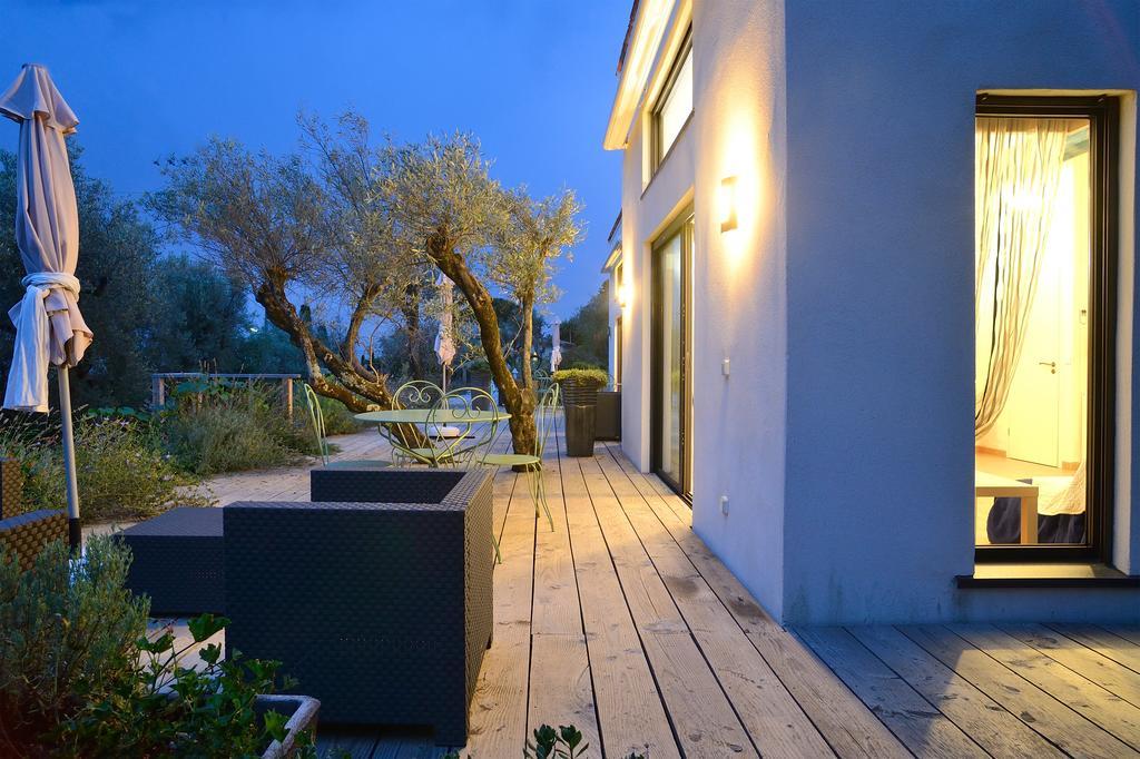 Maison D'Hotes Bleu Azur Tourrettes-sur-Loup Rom bilde